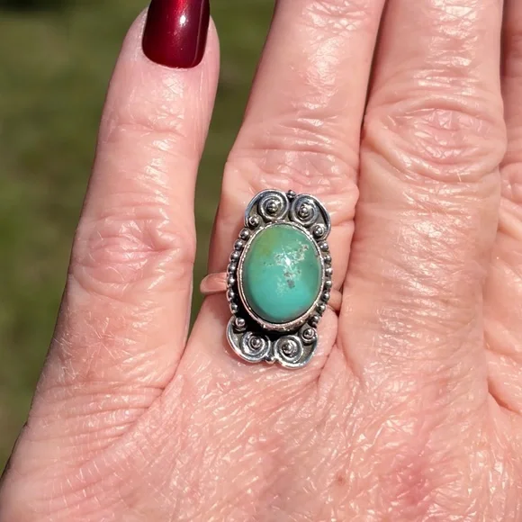 Sterling Silver Kingman Turquoise Ring - Picture 11 of 14